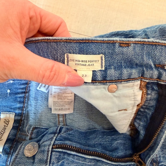 Madewell Mid Rise Perfect Vintage Jean - Picture 4 of 8